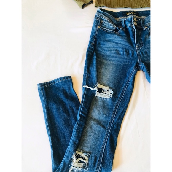 Distressed Denim Jeans - Picture 5 of 5